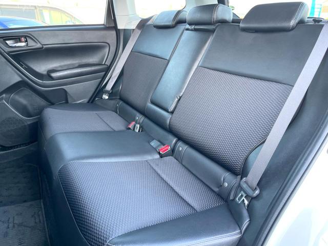 フォレスター Ｓ－リミテッド　ルーフレール　純正ナビ　バックカメラ　ＥＴＣ　ドライブレコーダー　純正１８インチアルミホイール　合皮コンビシート　パワーシート　シートヒーター　スマートキー　オートライト　アイサイトＶｅｒ２（39枚目）