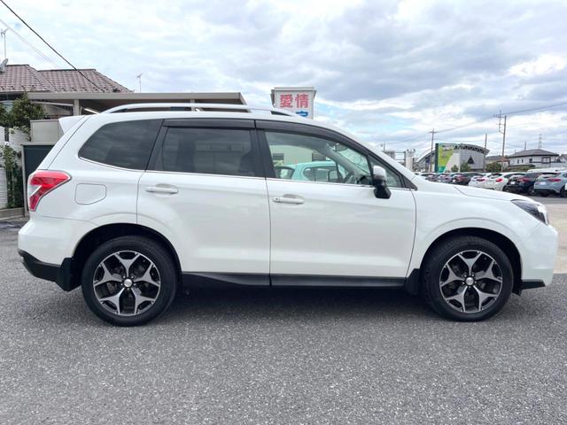 フォレスター Ｓ－リミテッド　ルーフレール　純正ナビ　バックカメラ　ＥＴＣ　ドライブレコーダー　純正１８インチアルミホイール　合皮コンビシート　パワーシート　シートヒーター　スマートキー　オートライト　アイサイトＶｅｒ２（49枚目）