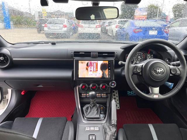 GR86 RZ 純正ナビ バックカメラ ETC ドライブレコーダー リアビークルディテクション 純正18インチアルミホイール ウルトラスエードコンビシート シートヒーター スマートキー LEDヘッドライト(2枚目)