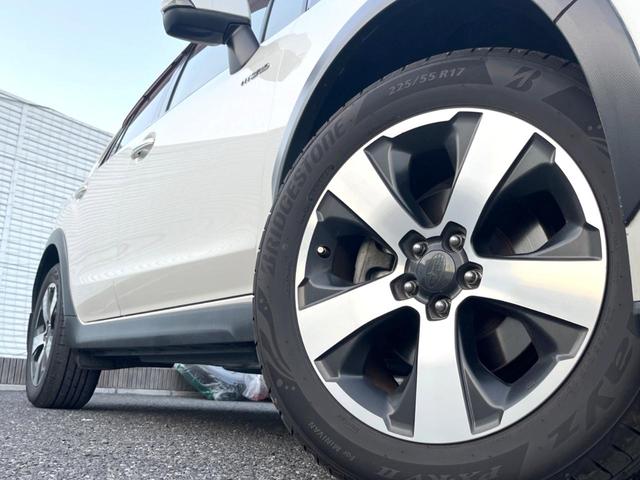 ＸＶハイブリッド ２．０ｉ－Ｌ　アイサイト　ブラックレザーセレクション　ルーフレール　ＳＤナビ　バックカメラ　ＥＴＣ　ドライブレコーダー　ＨＩＤヘッドライト　純正１７インチアルミホイール　パワーシート　キーレスアクセス　プッシュスタート（13枚目）