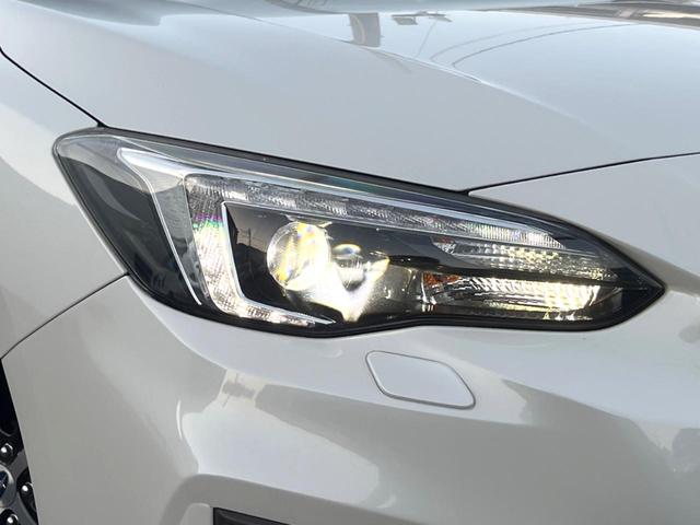 インプレッサスポーツ １．６ｉ－Ｌアイサイト　Ｓスタイル　ＳＴＩスポイラー　純正ＳＤナビ　バックカメラ　ＥＴＣ　ドライブレコーダー　キーレスアクセス　プッシュスタート　ＬＥＤヘッドライト　純正１６インチアルミホイール　クリアビューパック　オートエアコン（12枚目）