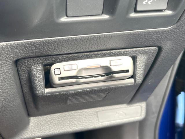 ＷＲＸ ＳＴＩ ＳＴＩ　タイプＳ　ＳＴＩタワーバー　大型リアスポイラー　ＢＢＳ製アルミホイール　ビルシュタインダンパー　オールウェザーパック　ＥＴＣ　ＬＥＤヘッドライト　キーレスアクセス　プッシュスタート　デュアルオートエアコン（6枚目）