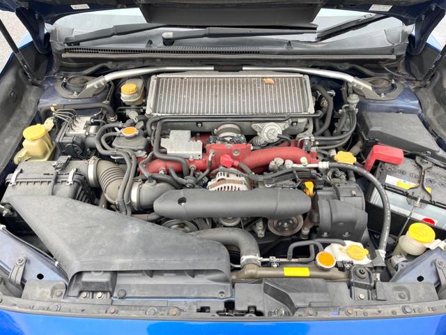 ＷＲＸ ＳＴＩ ＳＴＩ　タイプＳ　ＳＴＩタワーバー　大型リアスポイラー　ＢＢＳ製アルミホイール　ビルシュタインダンパー　オールウェザーパック　ＥＴＣ　ＬＥＤヘッドライト　キーレスアクセス　プッシュスタート　デュアルオートエアコン（18枚目）