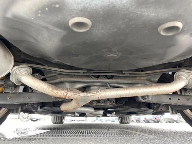 ＷＲＸ ＳＴＩ ＳＴＩ　タイプＳ　ＳＴＩタワーバー　大型リアスポイラー　ＢＢＳ製アルミホイール　ビルシュタインダンパー　オールウェザーパック　ＥＴＣ　ＬＥＤヘッドライト　キーレスアクセス　プッシュスタート　デュアルオートエアコン（19枚目）