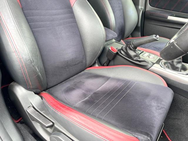 ＷＲＸ ＳＴＩ ＳＴＩ　タイプＳ　ＳＴＩタワーバー　大型リアスポイラー　ＢＢＳ製アルミホイール　ビルシュタインダンパー　オールウェザーパック　ＥＴＣ　ＬＥＤヘッドライト　キーレスアクセス　プッシュスタート　デュアルオートエアコン（32枚目）