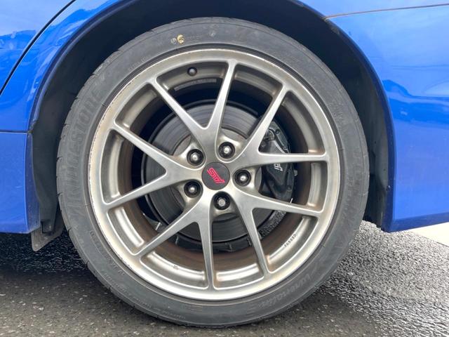 ＷＲＸ ＳＴＩ ＳＴＩ　タイプＳ　ＳＴＩタワーバー　大型リアスポイラー　ＢＢＳ製アルミホイール　ビルシュタインダンパー　オールウェザーパック　ＥＴＣ　ＬＥＤヘッドライト　キーレスアクセス　プッシュスタート　デュアルオートエアコン（34枚目）