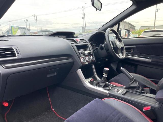ＷＲＸ ＳＴＩ ＳＴＩ　タイプＳ　ＳＴＩタワーバー　大型リアスポイラー　ＢＢＳ製アルミホイール　ビルシュタインダンパー　オールウェザーパック　ＥＴＣ　ＬＥＤヘッドライト　キーレスアクセス　プッシュスタート　デュアルオートエアコン（40枚目）