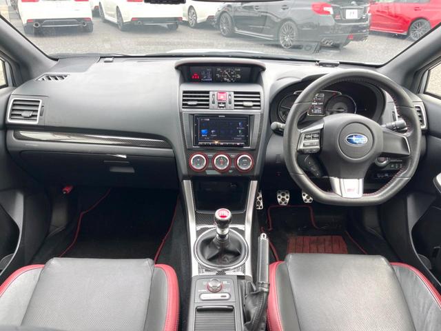 ＷＲＸ　ＳＴＩ ＳＴＩ　タイプＳ　大型リアスポイラー　前席メモリー機能付レザーシート　ＧＰ　ＳＰＯＲＴＳマフラー　ＨＫＳ車高調　ＬＥＤアクセサリーライナー　ＡＤＶＡＮ　Ｒａｃｉｎｇ製１８インチアルミホイール　ターボ　４ＷＤ（2枚目）