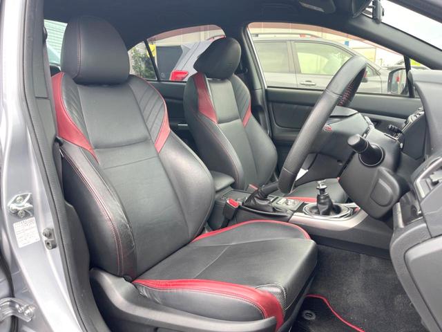 ＷＲＸ　ＳＴＩ ＳＴＩ　タイプＳ　大型リアスポイラー　前席メモリー機能付レザーシート　ＧＰ　ＳＰＯＲＴＳマフラー　ＨＫＳ車高調　ＬＥＤアクセサリーライナー　ＡＤＶＡＮ　Ｒａｃｉｎｇ製１８インチアルミホイール　ターボ　４ＷＤ（8枚目）