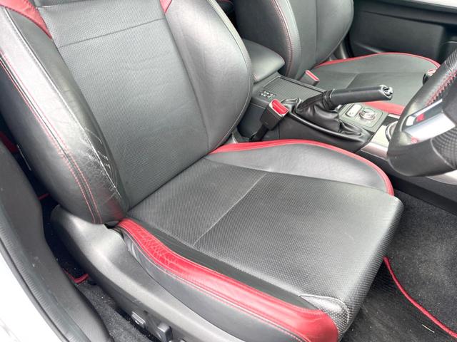 ＷＲＸ　ＳＴＩ ＳＴＩ　タイプＳ　大型リアスポイラー　前席メモリー機能付レザーシート　ＧＰ　ＳＰＯＲＴＳマフラー　ＨＫＳ車高調　ＬＥＤアクセサリーライナー　ＡＤＶＡＮ　Ｒａｃｉｎｇ製１８インチアルミホイール　ターボ　４ＷＤ（36枚目）