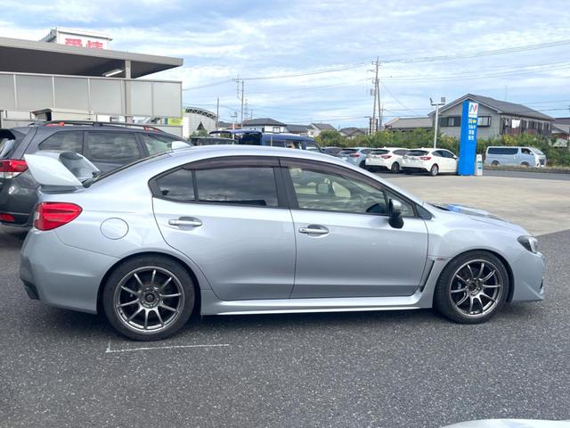 ＷＲＸ　ＳＴＩ ＳＴＩ　タイプＳ　大型リアスポイラー　前席メモリー機能付レザーシート　ＧＰ　ＳＰＯＲＴＳマフラー　ＨＫＳ車高調　ＬＥＤアクセサリーライナー　ＡＤＶＡＮ　Ｒａｃｉｎｇ製１８インチアルミホイール　ターボ　４ＷＤ（46枚目）
