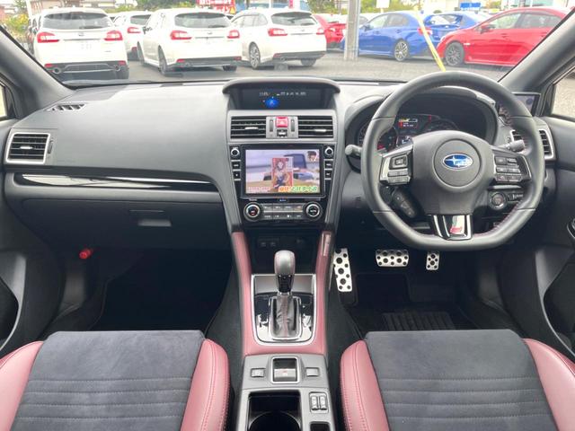 ＷＲＸ　Ｓ４ ＳＴＩスポーツアイサイト　後期Ｇ型　ＬＥＤアクセサリーライナー　ＢＩＬＳＴＥＩＮ製ダンパー　アイサイトセイフティ＋　ＲＥＣＡＲＯシート　純正１８インチアルミ　革巻きステアリング　ＬＥＤヘッド　純正８型ナビ　アイサイトＶｅｒ３（2枚目）