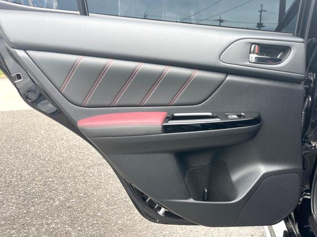 ＷＲＸ　Ｓ４ ＳＴＩスポーツアイサイト　後期Ｇ型　ＬＥＤアクセサリーライナー　ＢＩＬＳＴＥＩＮ製ダンパー　アイサイトセイフティ＋　ＲＥＣＡＲＯシート　純正１８インチアルミ　革巻きステアリング　ＬＥＤヘッド　純正８型ナビ　アイサイトＶｅｒ３（46枚目）