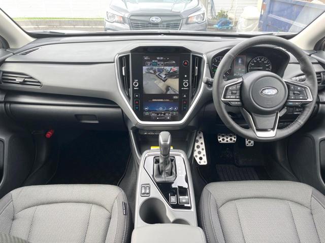 クロストレック リミテッド　純正オプションフロントグリル　ＬＥＤアクセサリーライナー　１１．６インチナビ　マルチテレインモニター　ステアリングヒーター　シートヒーター　シートメモリー　パドルシフト　アイサイト（2枚目）