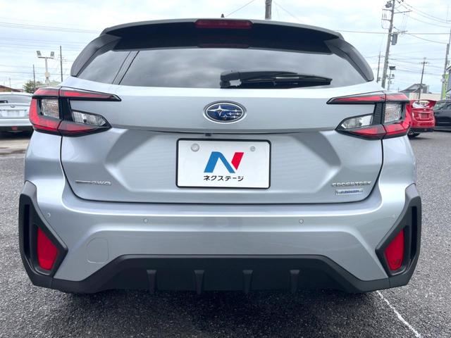 クロストレック リミテッド　純正オプションフロントグリル　ＬＥＤアクセサリーライナー　１１．６インチナビ　マルチテレインモニター　ステアリングヒーター　シートヒーター　シートメモリー　パドルシフト　アイサイト（16枚目）