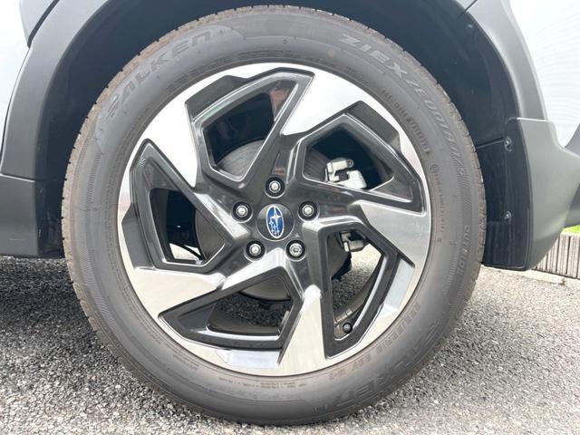 クロストレック リミテッド　純正オプションフロントグリル　ＬＥＤアクセサリーライナー　１１．６インチナビ　マルチテレインモニター　ステアリングヒーター　シートヒーター　シートメモリー　パドルシフト　アイサイト（54枚目）