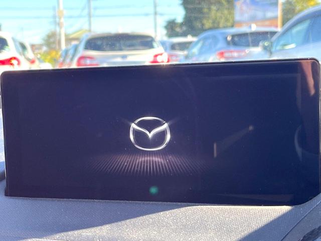 ロードスター RS 6MT 10.25インチマツダコネクトナビ BOSEサウンド RECARO製シート Brembo製キャリパー 純正16インチRAYSアルミ 衝突被害軽減システム レーダークルーズ LEDヘッドライト(3枚目)