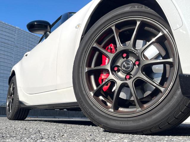 ロードスター RS 6MT 10.25インチマツダコネクトナビ BOSEサウンド RECARO製シート Brembo製キャリパー 純正16インチRAYSアルミ 衝突被害軽減システム レーダークルーズ LEDヘッドライト(12枚目)