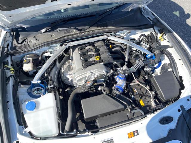 ロードスター RS 6MT 10.25インチマツダコネクトナビ BOSEサウンド RECARO製シート Brembo製キャリパー 純正16インチRAYSアルミ 衝突被害軽減システム レーダークルーズ LEDヘッドライト(17枚目)