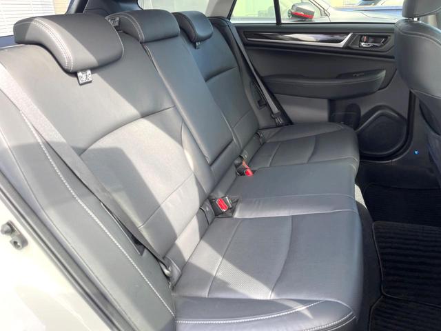 レガシィアウトバック リミテッド C型 ルーフレール 純正8型ナビ LEDアクセサリーライナー パワーバックドア 黒革シート シートメモリー レーダークルーズ LEDヘッドライト 純正18インチアルミ 革巻きステアリング スマートキー(9枚目)