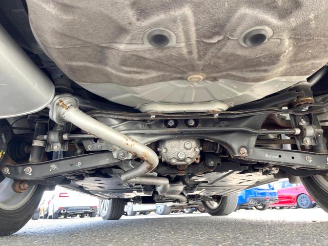 レガシィアウトバック リミテッド C型 ルーフレール 純正8型ナビ LEDアクセサリーライナー パワーバックドア 黒革シート シートメモリー レーダークルーズ LEDヘッドライト 純正18インチアルミ 革巻きステアリング スマートキー(19枚目)