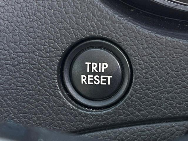 レガシィアウトバック リミテッド C型 ルーフレール 純正8型ナビ LEDアクセサリーライナー パワーバックドア 黒革シート シートメモリー レーダークルーズ LEDヘッドライト 純正18インチアルミ 革巻きステアリング スマートキー(35枚目)