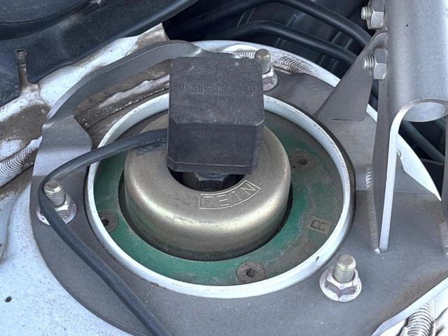 レガシィツーリングワゴン 2.0GT DIT スペックBアイサイト 4WD ターボ エアロ バックカメラ 衝突被害軽減システム レーダークルーズ ハーフレザーシート パワーシート スマートキー HIDヘッド ETC 車線逸脱警報 オートライト デュアルエアコン(3枚目)