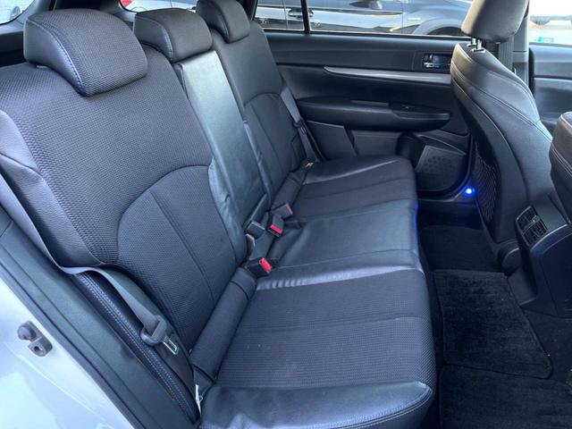 レガシィツーリングワゴン 2.0GT DIT スペックBアイサイト 4WD ターボ エアロ バックカメラ 衝突被害軽減システム レーダークルーズ ハーフレザーシート パワーシート スマートキー HIDヘッド ETC 車線逸脱警報 オートライト デュアルエアコン(12枚目)