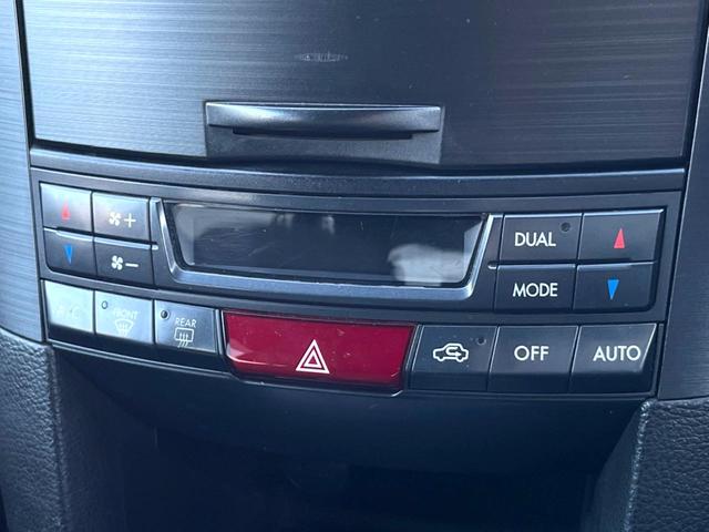 レガシィツーリングワゴン 2.0GT DIT スペックBアイサイト 4WD ターボ エアロ バックカメラ 衝突被害軽減システム レーダークルーズ ハーフレザーシート パワーシート スマートキー HIDヘッド ETC 車線逸脱警報 オートライト デュアルエアコン(45枚目)