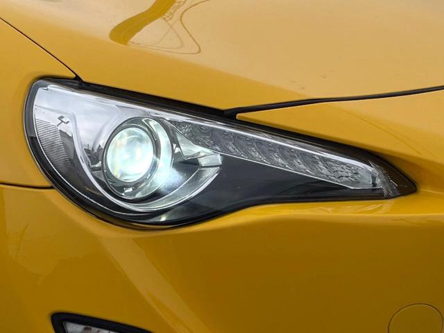 86 GTイエローリミテッド エアロパッケージ 6速MT ナビ バックカメラ ETC ドライブレコーダー 大型リアスポイラー 専用ボディ色サンライズイエロー LEDヘッドライト 16インチアルミホイール スマートキー デュアルオートエアコン(12枚目)