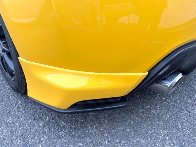 86 GTイエローリミテッド エアロパッケージ 6速MT ナビ バックカメラ ETC ドライブレコーダー 大型リアスポイラー 専用ボディ色サンライズイエロー LEDヘッドライト 16インチアルミホイール スマートキー デュアルオートエアコン(21枚目)