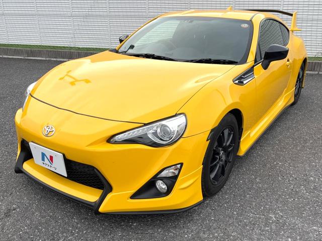 86 GTイエローリミテッド エアロパッケージ 6速MT ナビ バックカメラ ETC ドライブレコーダー 大型リアスポイラー 専用ボディ色サンライズイエロー LEDヘッドライト 16インチアルミホイール スマートキー デュアルオートエアコン(34枚目)