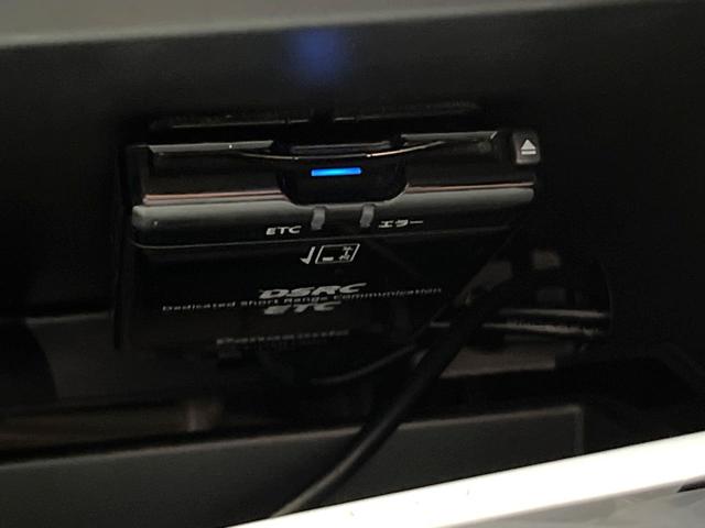 86 GTイエローリミテッド エアロパッケージ 6速MT ナビ バックカメラ ETC ドライブレコーダー 大型リアスポイラー 専用ボディ色サンライズイエロー LEDヘッドライト 16インチアルミホイール スマートキー デュアルオートエアコン(42枚目)