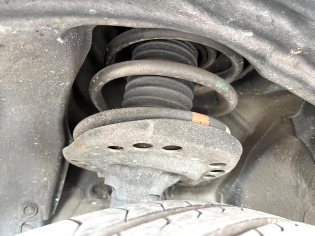 XV 2.0i-S アイサイト アドバンスドセイフティパッケージ ルーフレール 純正ナビ STIタワーバー バックカメラ ETC ドライブレコーダー LEDヘッドライト 純正18インチアルミホイール アイサイトVer3 パワーシート(20枚目)