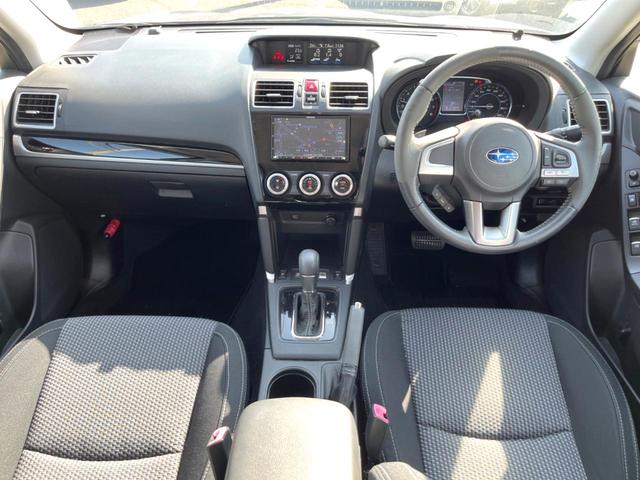 フォレスター ２．０ｉ－Ｌ　アイサイト　パワーシート　アドバンスドセイフティパッケージ　純正ナビ　バックカメラ　キーレスアクセス　プッシュスタート　アイサイトＶｅｒ３　ＬＥＤヘッドライト　純正１７インチアルミホイール　シートヒーター（2枚目）