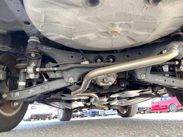 フォレスター ２．０ｉ－Ｌ　アイサイト　パワーシート　アドバンスドセイフティパッケージ　純正ナビ　バックカメラ　キーレスアクセス　プッシュスタート　アイサイトＶｅｒ３　ＬＥＤヘッドライト　純正１７インチアルミホイール　シートヒーター（19枚目）