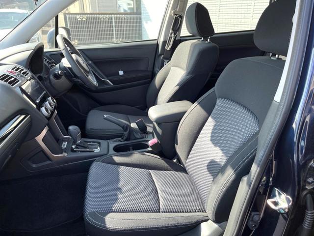 フォレスター ２．０ｉ－Ｌ　アイサイト　パワーシート　アドバンスドセイフティパッケージ　純正ナビ　バックカメラ　キーレスアクセス　プッシュスタート　アイサイトＶｅｒ３　ＬＥＤヘッドライト　純正１７インチアルミホイール　シートヒーター（24枚目）