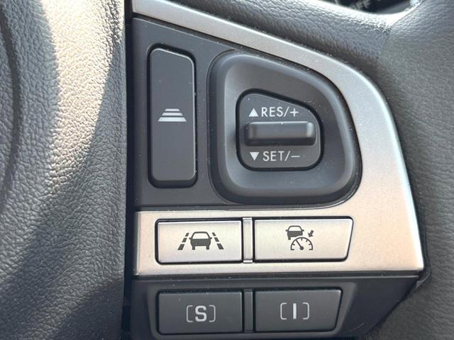 フォレスター ２．０ｉ－Ｌ　アイサイト　パワーシート　アドバンスドセイフティパッケージ　純正ナビ　バックカメラ　キーレスアクセス　プッシュスタート　アイサイトＶｅｒ３　ＬＥＤヘッドライト　純正１７インチアルミホイール　シートヒーター（30枚目）