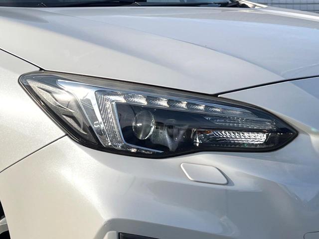 インプレッサスポーツ ２．０ｉ－Ｌアイサイト　純正ＳＤナビ　バックカメラ　衝突被害軽減システム　レーダークルーズ　ドラレコ　スマートキー　ＬＥＤヘッド　ＥＴＣ　オートハイビーム　車線逸脱警報　オートライト　デュアルエアコン　純正１７インチアルミ（12枚目）