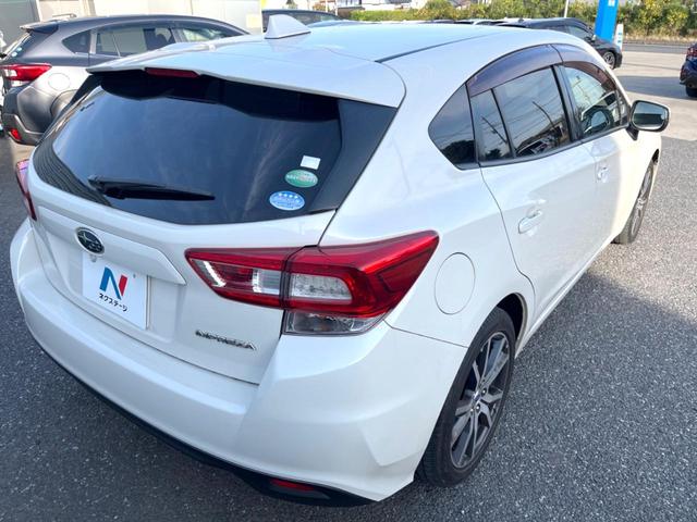 インプレッサスポーツ ２．０ｉ－Ｌアイサイト　純正ＳＤナビ　バックカメラ　衝突被害軽減システム　レーダークルーズ　ドラレコ　スマートキー　ＬＥＤヘッド　ＥＴＣ　オートハイビーム　車線逸脱警報　オートライト　デュアルエアコン　純正１７インチアルミ（17枚目）