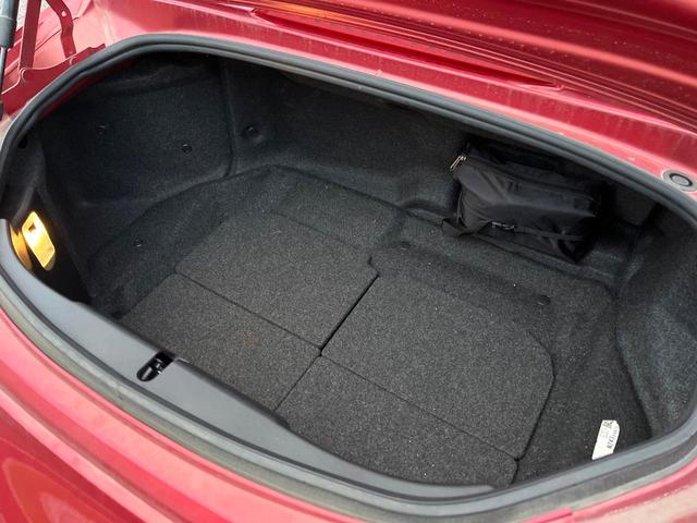 ロードスター Sレザーパッケージ MT車 バックカメラ BOSEサウンド レザーシート スマートキー LEDヘッド ビルトインETC 純正16インチアルミ 車線逸脱警報 オートライト デュアルエアコン Bluetooth CD(11枚目)