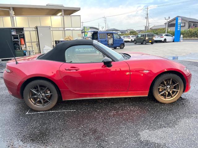 ロードスター Sレザーパッケージ MT車 バックカメラ BOSEサウンド レザーシート スマートキー LEDヘッド ビルトインETC 純正16インチアルミ 車線逸脱警報 オートライト デュアルエアコン Bluetooth CD(26枚目)