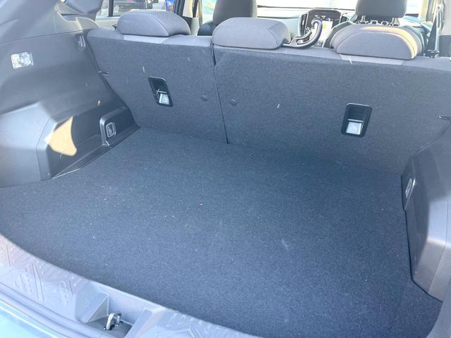 クロストレック ツーリング　４ＷＤ　全周囲カメラ　衝突被害軽減システム　ドラレコ　コーナーセンサー　スマートキー　ＬＥＤヘッド　ルーフレール　ビルトインＥＴＣ　純正１７インチアルミ　オートハイビーム　車線逸脱警報　オートライト（12枚目）