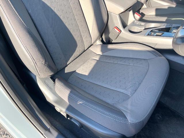 クロストレック ツーリング　４ＷＤ　全周囲カメラ　衝突被害軽減システム　ドラレコ　コーナーセンサー　スマートキー　ＬＥＤヘッド　ルーフレール　ビルトインＥＴＣ　純正１７インチアルミ　オートハイビーム　車線逸脱警報　オートライト（38枚目）