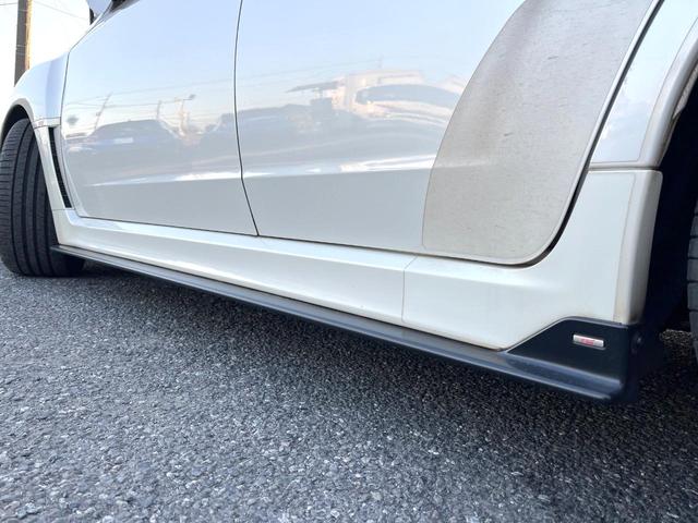 インプレッサ ＷＲＸ　ＳＴＩ　Ａライン　４ＷＤ　ターボ　エアロ　ハーフレザーシート　ドラレコ　スマートキー　ＨＩＤヘッド　ＥＴＣ　クルコン　純正１８インチアルミ　オートエアコン　ＣＤ　パドルシフト（4枚目）