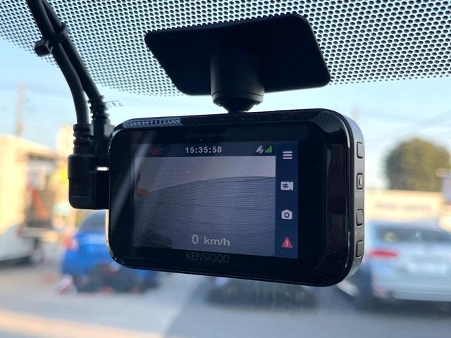 インプレッサ ＷＲＸ　ＳＴＩ　Ａライン　４ＷＤ　ターボ　エアロ　ハーフレザーシート　ドラレコ　スマートキー　ＨＩＤヘッド　ＥＴＣ　クルコン　純正１８インチアルミ　オートエアコン　ＣＤ　パドルシフト（7枚目）