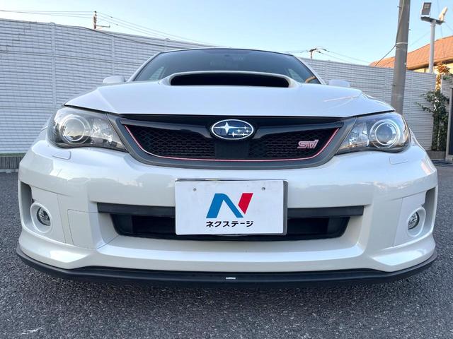 インプレッサ ＷＲＸ　ＳＴＩ　Ａライン　４ＷＤ　ターボ　エアロ　ハーフレザーシート　ドラレコ　スマートキー　ＨＩＤヘッド　ＥＴＣ　クルコン　純正１８インチアルミ　オートエアコン　ＣＤ　パドルシフト（14枚目）