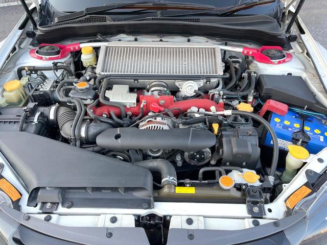 インプレッサ ＷＲＸ　ＳＴＩ　Ａライン　４ＷＤ　ターボ　エアロ　ハーフレザーシート　ドラレコ　スマートキー　ＨＩＤヘッド　ＥＴＣ　クルコン　純正１８インチアルミ　オートエアコン　ＣＤ　パドルシフト（18枚目）