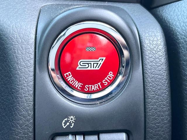 インプレッサ ＷＲＸ　ＳＴＩ　Ａライン　４ＷＤ　ターボ　エアロ　ハーフレザーシート　ドラレコ　スマートキー　ＨＩＤヘッド　ＥＴＣ　クルコン　純正１８インチアルミ　オートエアコン　ＣＤ　パドルシフト（32枚目）