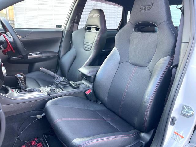 インプレッサ ＷＲＸ　ＳＴＩ　Ａライン　４ＷＤ　ターボ　エアロ　ハーフレザーシート　ドラレコ　スマートキー　ＨＩＤヘッド　ＥＴＣ　クルコン　純正１８インチアルミ　オートエアコン　ＣＤ　パドルシフト（42枚目）